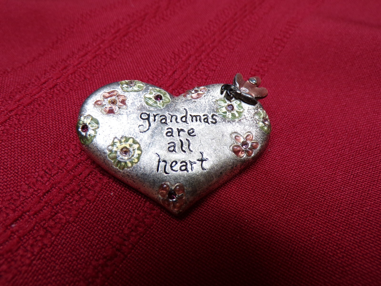 SIGNED AJMC “GRANDMAS ARE ALL HEART” FLOWERS RHINESTONE PEWTER METAL PIN BROOCH