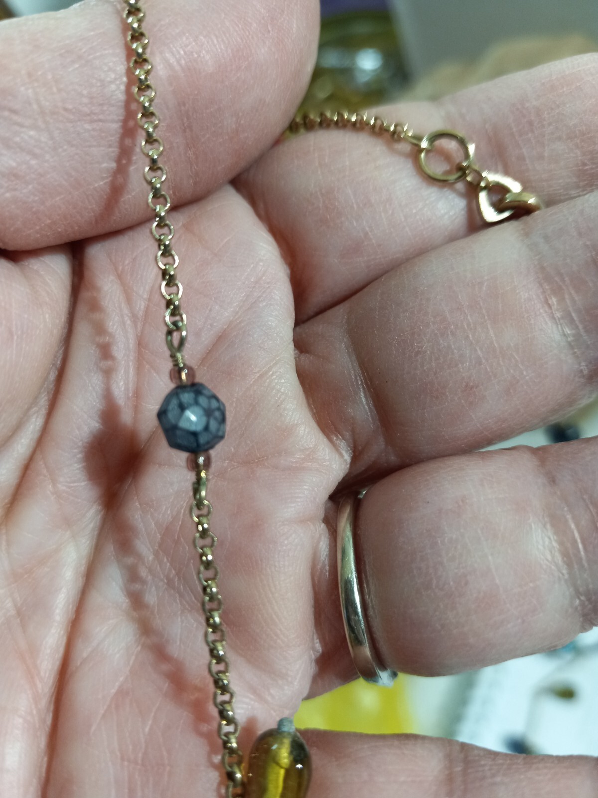 Vintage Glass Graduating Dangle Teardrops Necklace Green Dark & light Blue 18″