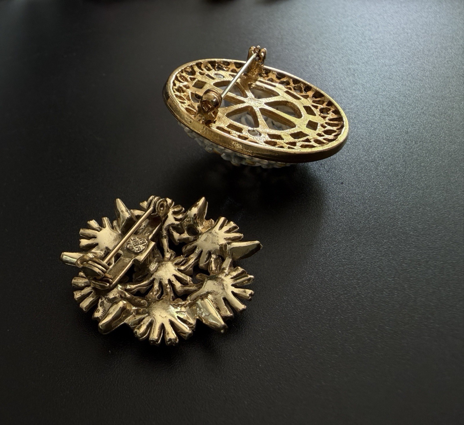 60s Lot 2 Daisy Brooch Mod White Enamel Flower Dome Pin Gold Vintage