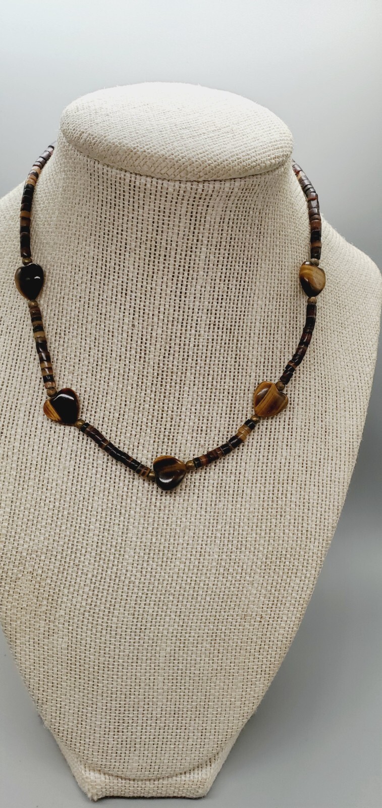 5 Tigers Eye Heart Shaped Beads Brown bead with Gold tone Necklace te02