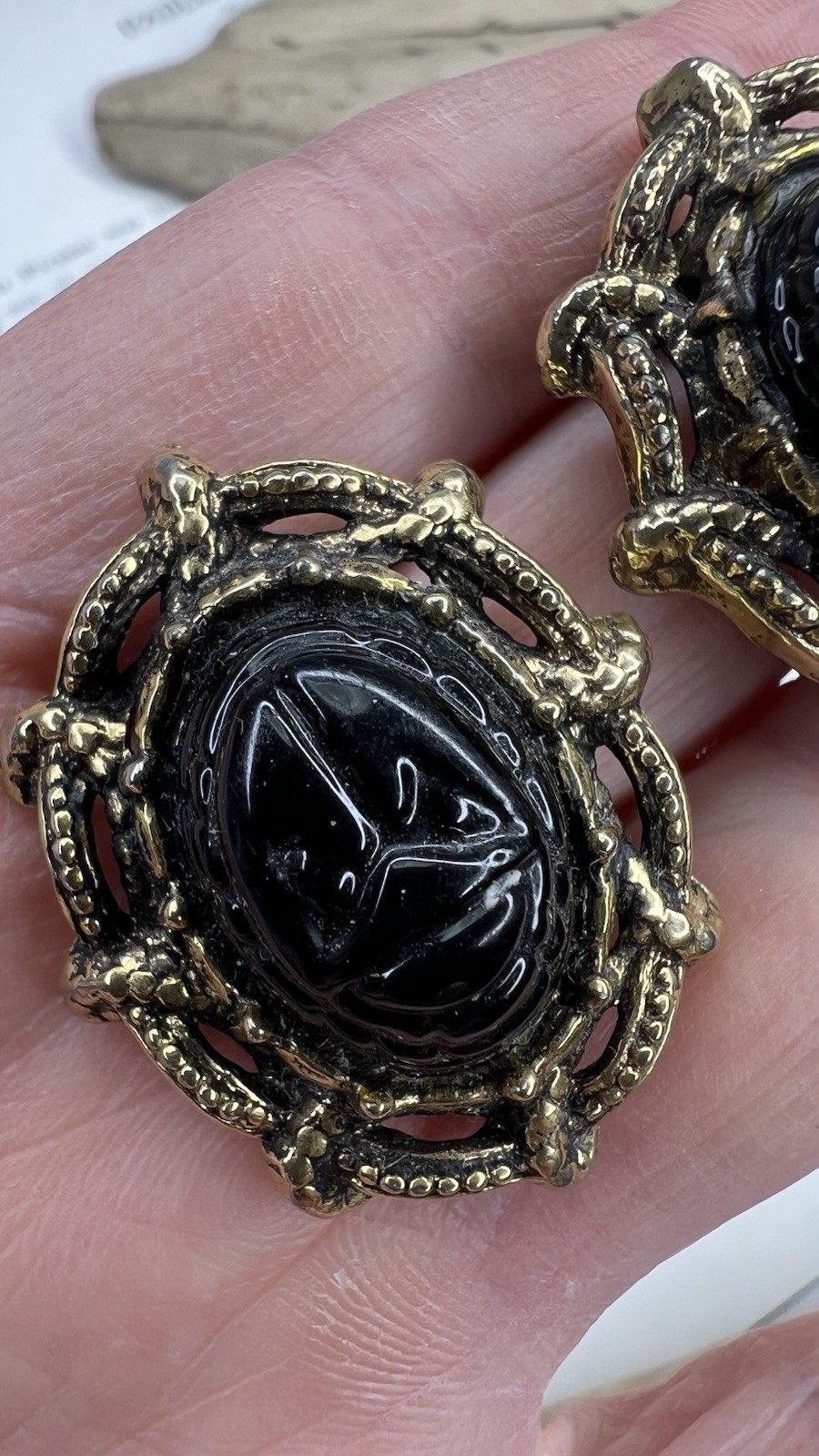 Vintage Oval Clip On Earrings Scarab & Brass Tone 60s Egyptian Revival Jewels 🖤