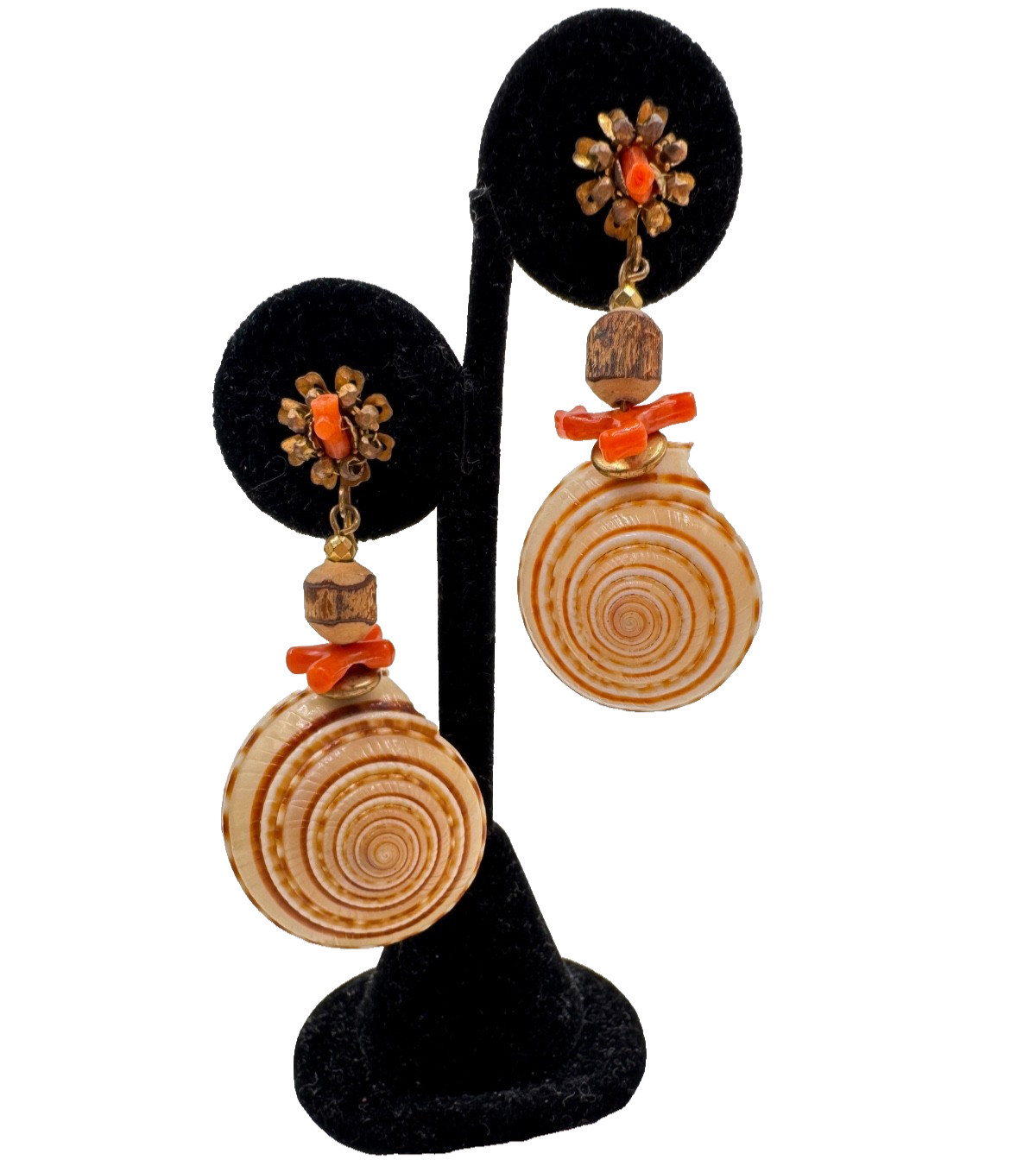 MIRIAM HASKELL SIGNED EXTREMELY RARE CORAL CHANDELIER EARRINGS SEASHELLS SCREW B