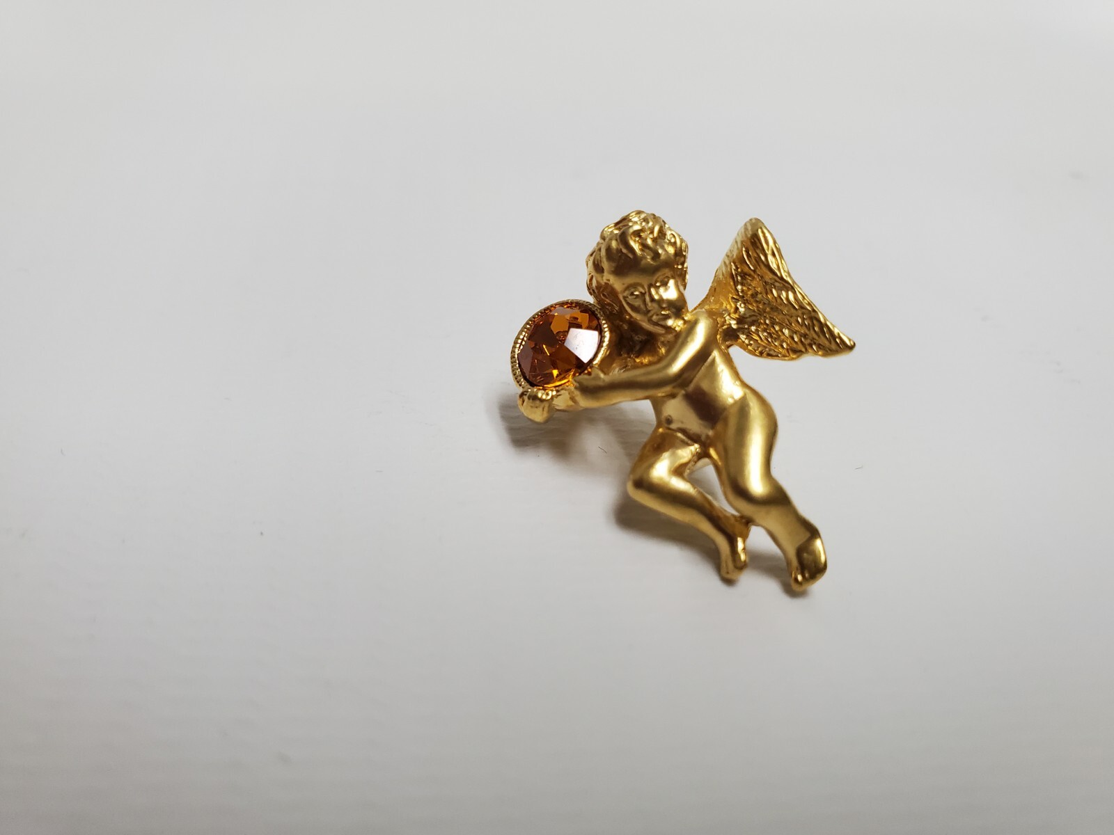 Vintage 1996 Avon Cherub Angel Lapel Pin Gold Tone Yellow November Birthstone