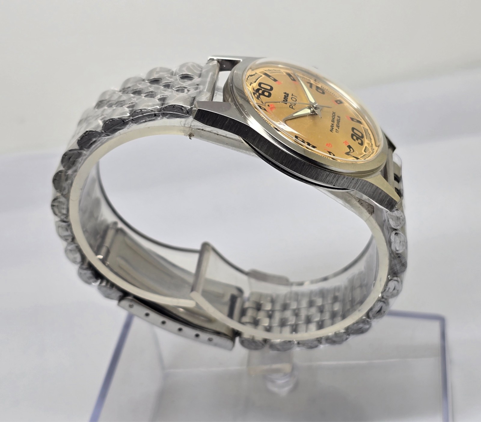 Vintage Hmt Pilot Gold Dial 17 Jewels Mechanical hand winding Transparent Back