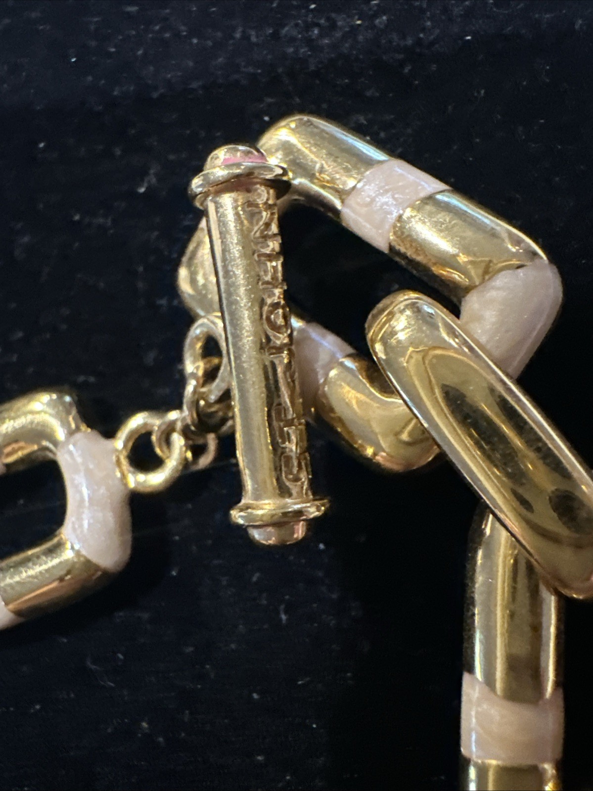 Vintage St John Necklace Chunky Gold Tone Chain Reversible White & Brown Enamel