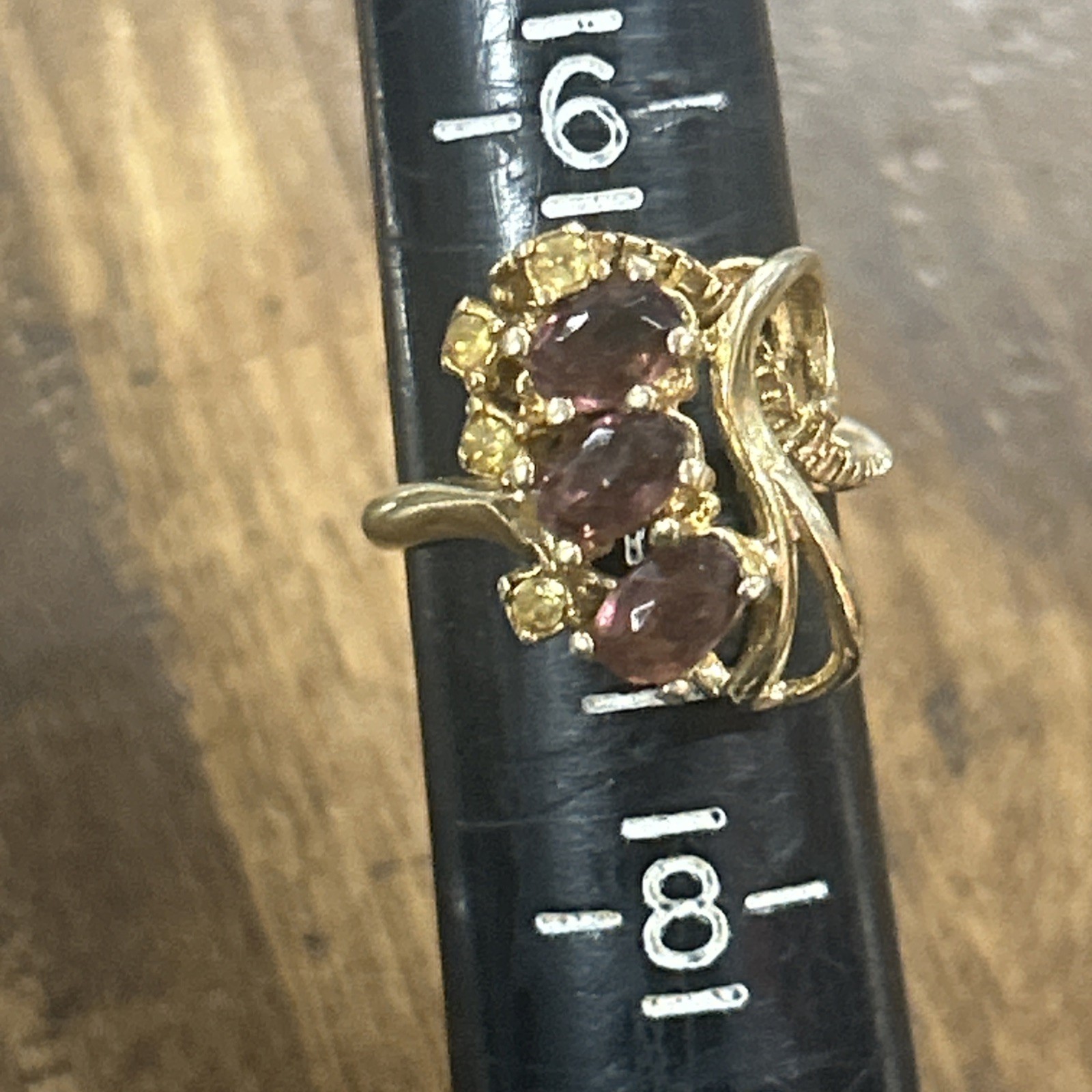 Vintage Unmarked Gold Filled Triple Purple Stone Ring Sz 7 4.51 Grams