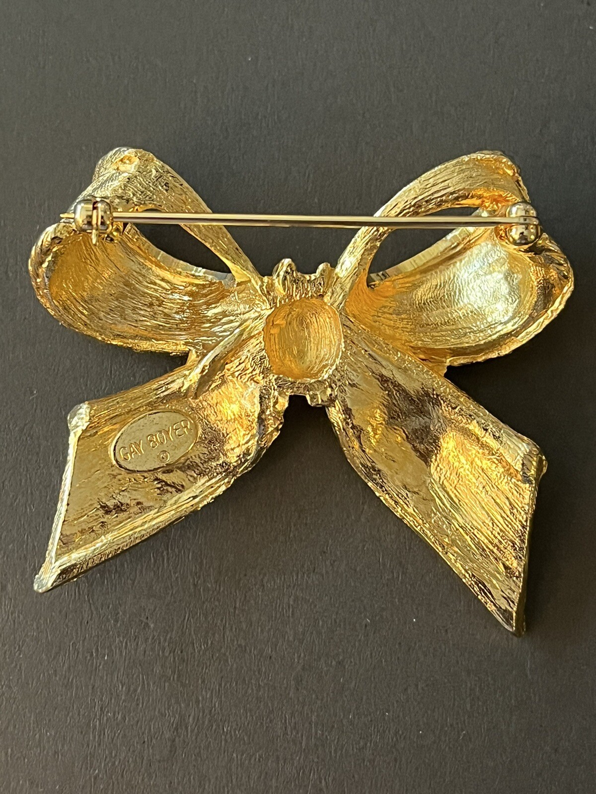 Signed Gay Boyer Bow Gold Tone 3-D Brooch Pin Costume Jewelry Grandmacore