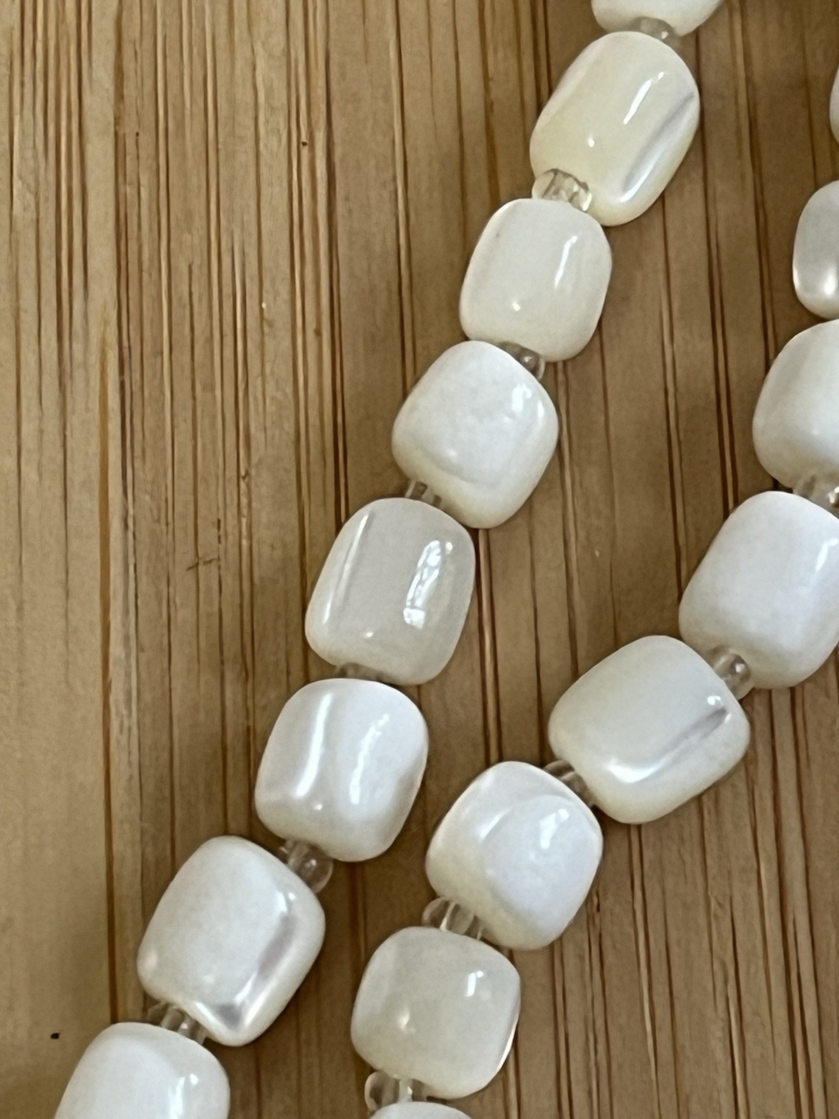 VTG Mother of Pearl Nacre Balamuti & Glass Seed Beads Necklace Barrel Clasp 44″