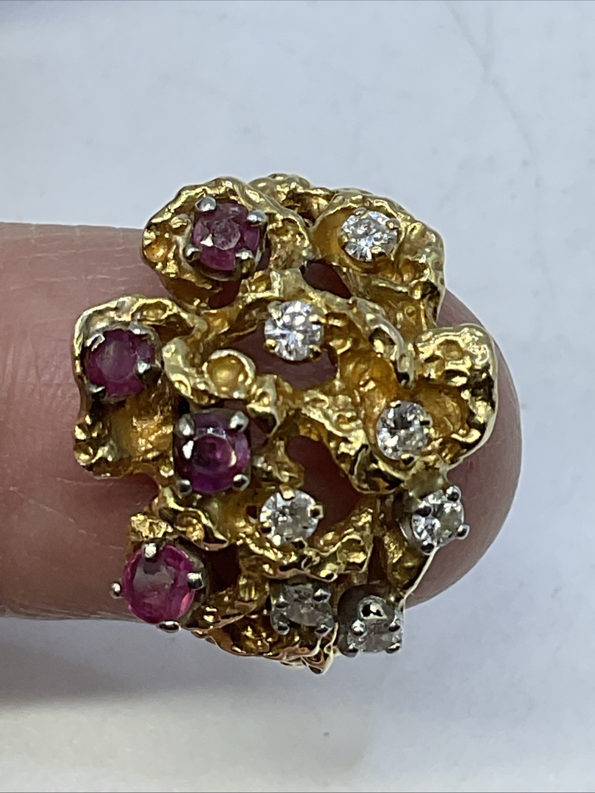 BEAUTIFUL Ladies Ring Solid 17K Yellow Gold Diamond & Ruby VINTAGE HANDMADE10.3g