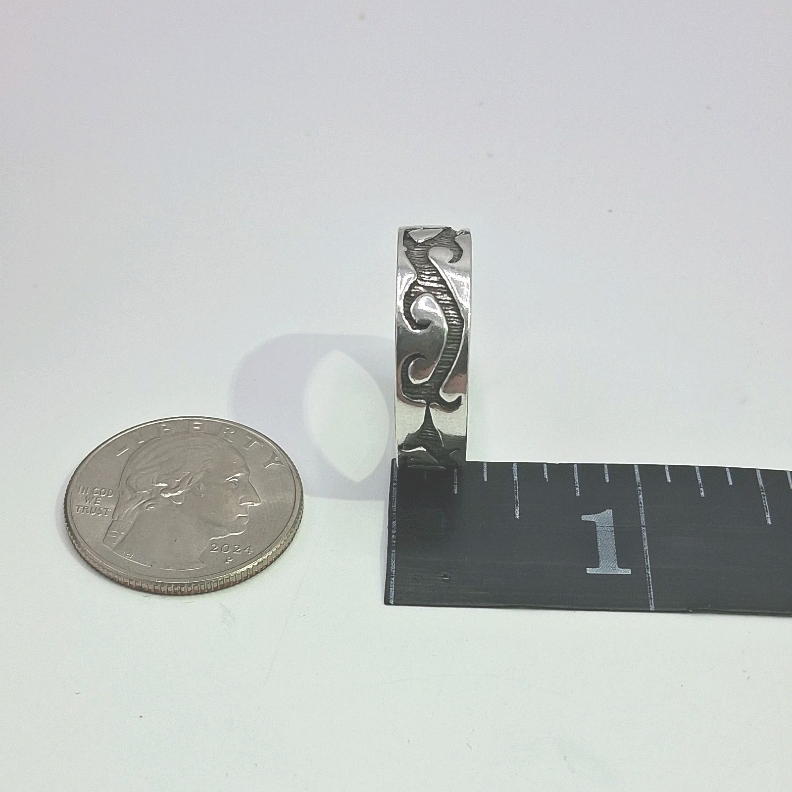 Vintage Southwestern Design Sterling Silver Band Ring Sz12