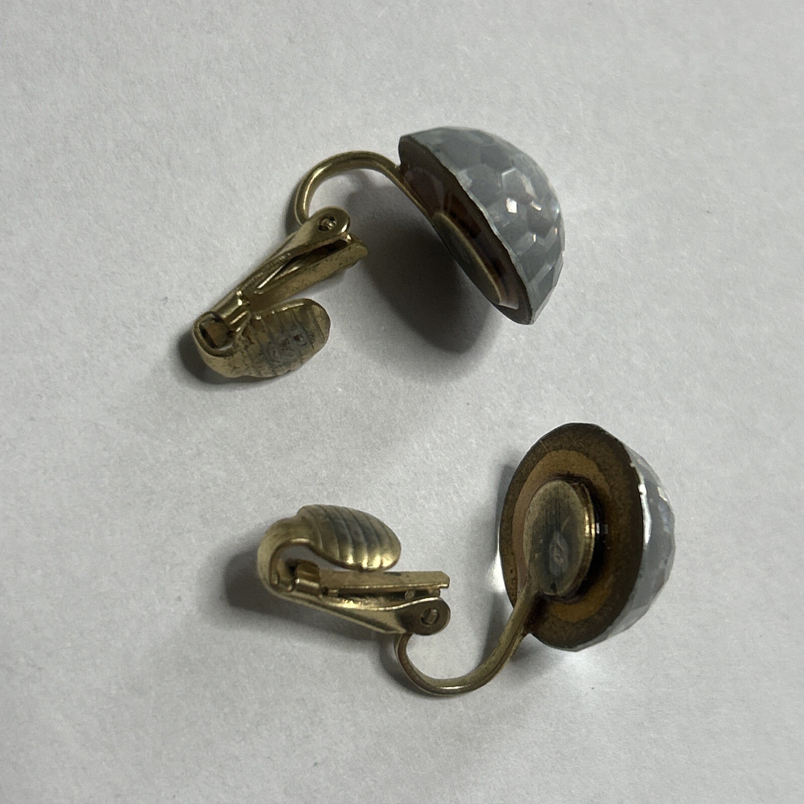 Vintage Costume Earrings – Clear With Blue Center – Gold Accents