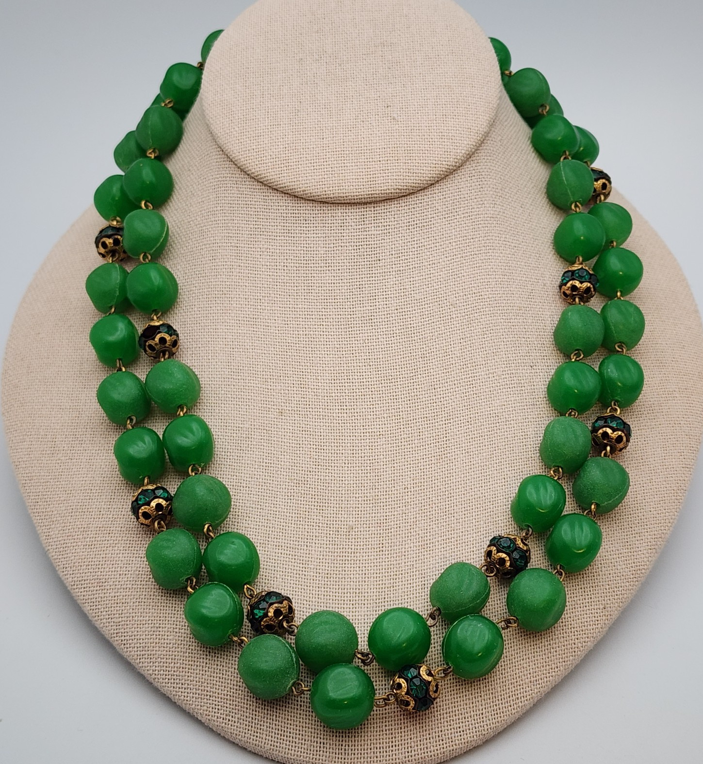 Vtg Green Austrian Crystal Molded Acrylic Bead Necklace 2 Strand 1950s Gold Tone