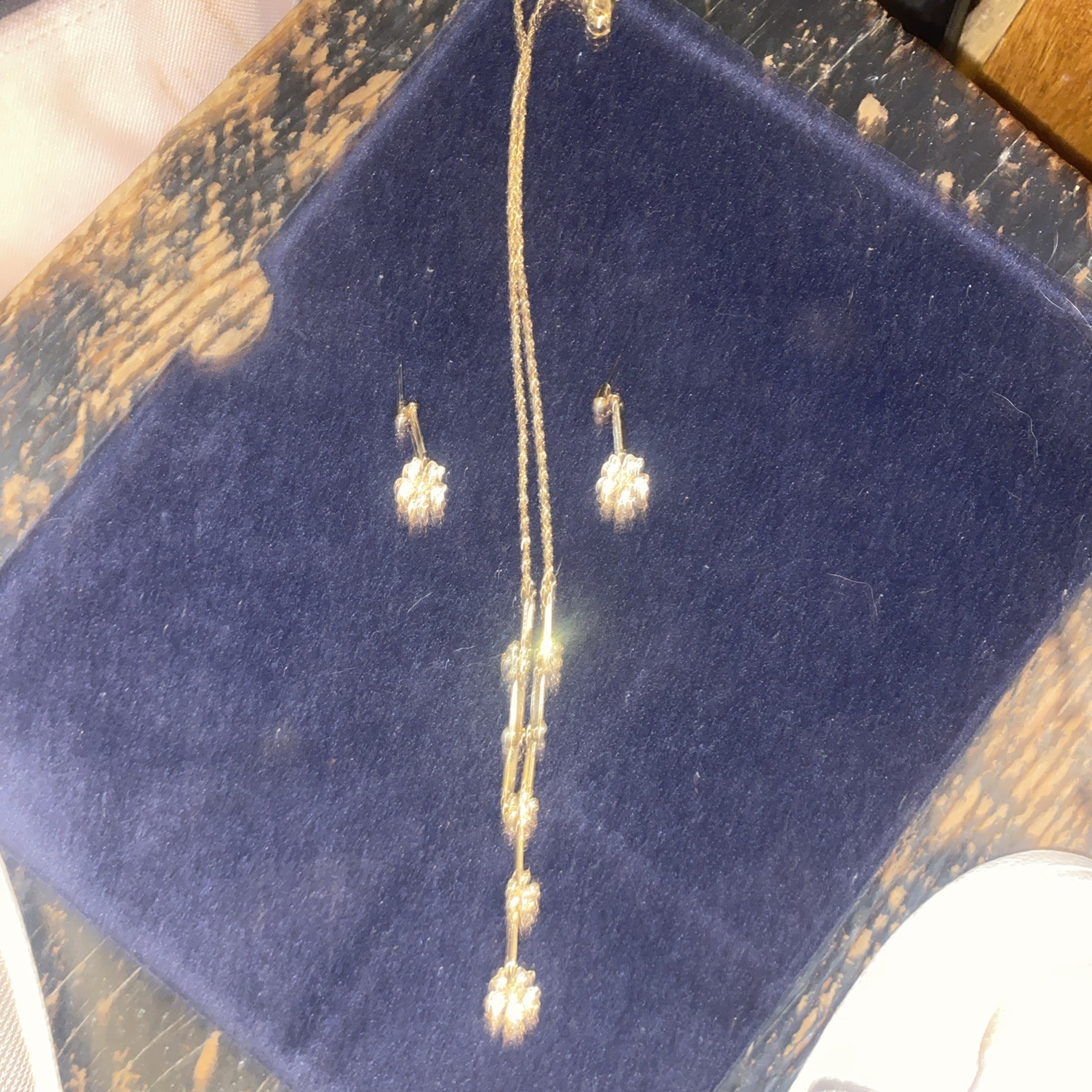 Vintage NR Necklace And Earring Set With Lobster Claw Clasp