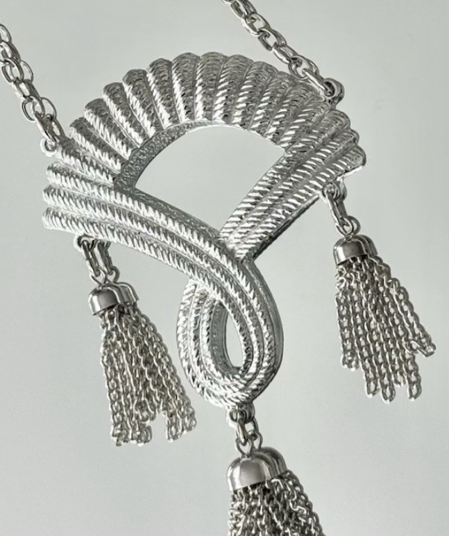 VTG Etruscan Revival Tassel Fan Pendant Necklace Art Deco Style Retro Luxury