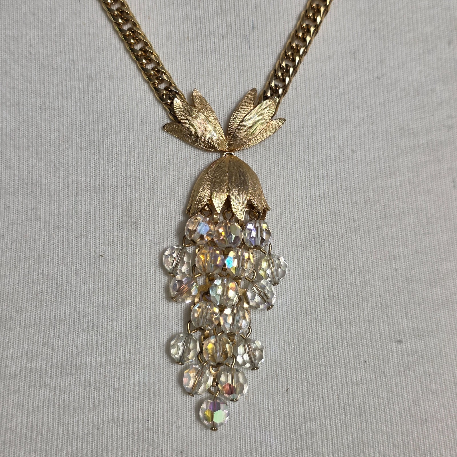 Vintage Gold-Tone Cascading Grape Cluster Necklace Clear Crystal Rhinestones