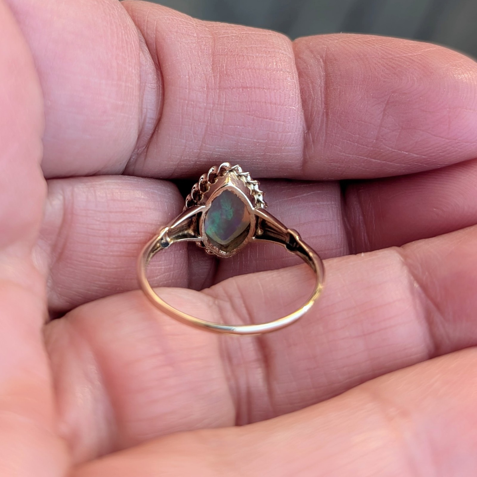 Vintage BDA 10 K Yellow /Rose Gold Marquise-Cut Opal size 6.5