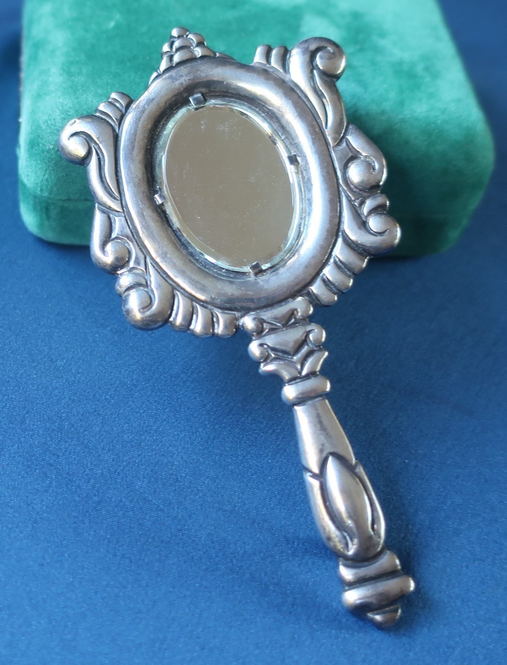 HUGE RARE VINTAGE EARLY LOS CASTILLO TAXCO STERLING SILVER MIRROR PIN