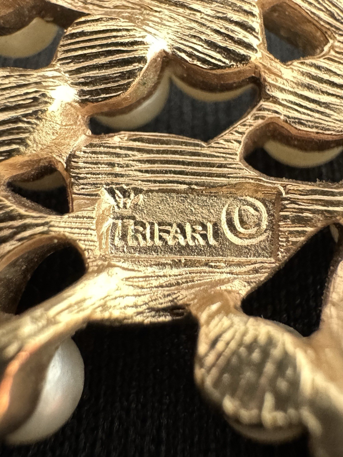 Vintage Crown Trifari Faux Pearl Berry Leaf Spray Brooch Gold Tone Textured Pin