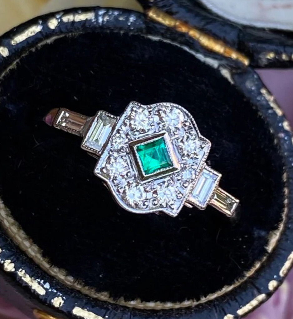 1/2 Ctw Green Square Cut CZ Antique Style Art Deco Wedding Sterling Silver Ring