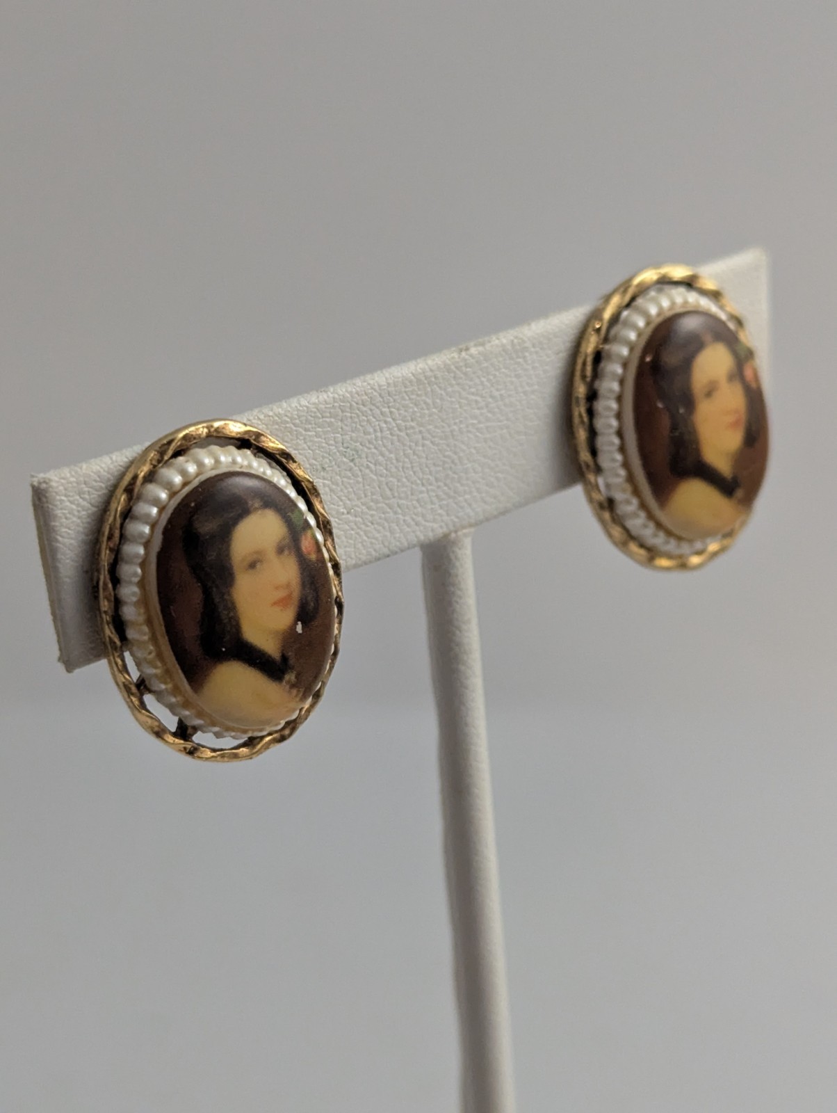 Vth Signed ART Arthur Pepper Victorian Revival Portrait Brooch Clip Earring Set