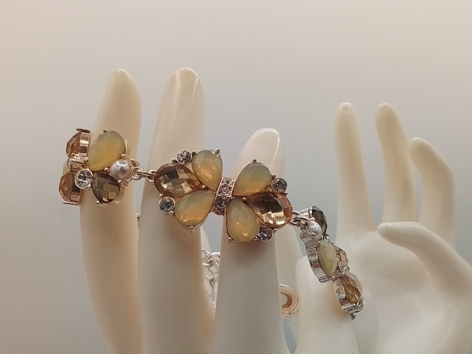 MILKY YELLOW FACETED HONEY-HUED MORPHO BUTTERFLY INSECT MOTIF TENNIS BRACELET