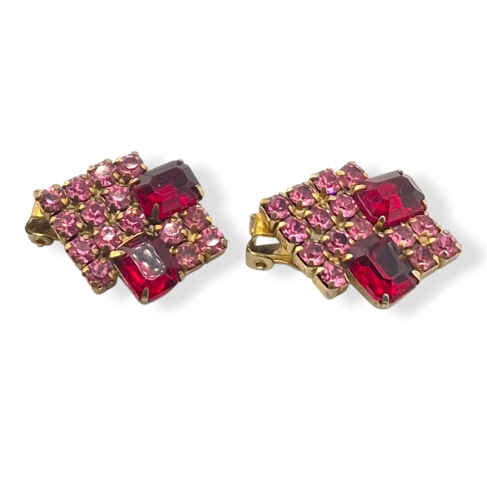 Stunning Fuchsia & Red Emerald Cut Rhinestone Cluster Clip On Vintage Earrings