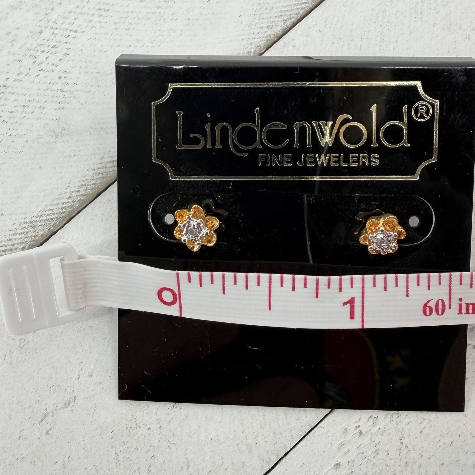 VTG Lindenwold Fine Jewelers Gold Tone Flower Stud Earrings Clear CZ New On Card