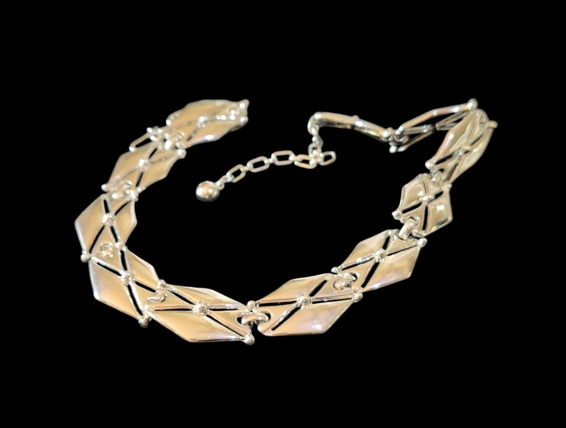 Vintage Trifari MCM Silver Tone Modernist Geometric Necklace Business Casual