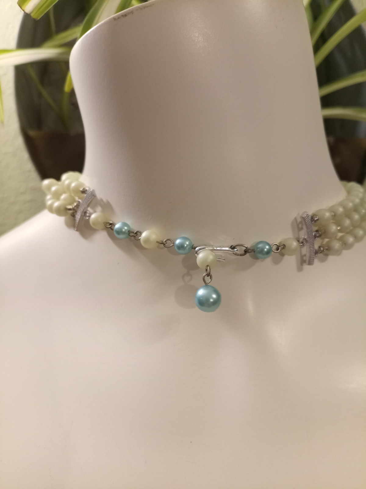 VNTG Japan Shades Of Blue Beaded 3strand Necklace And Matching Clip Earrings