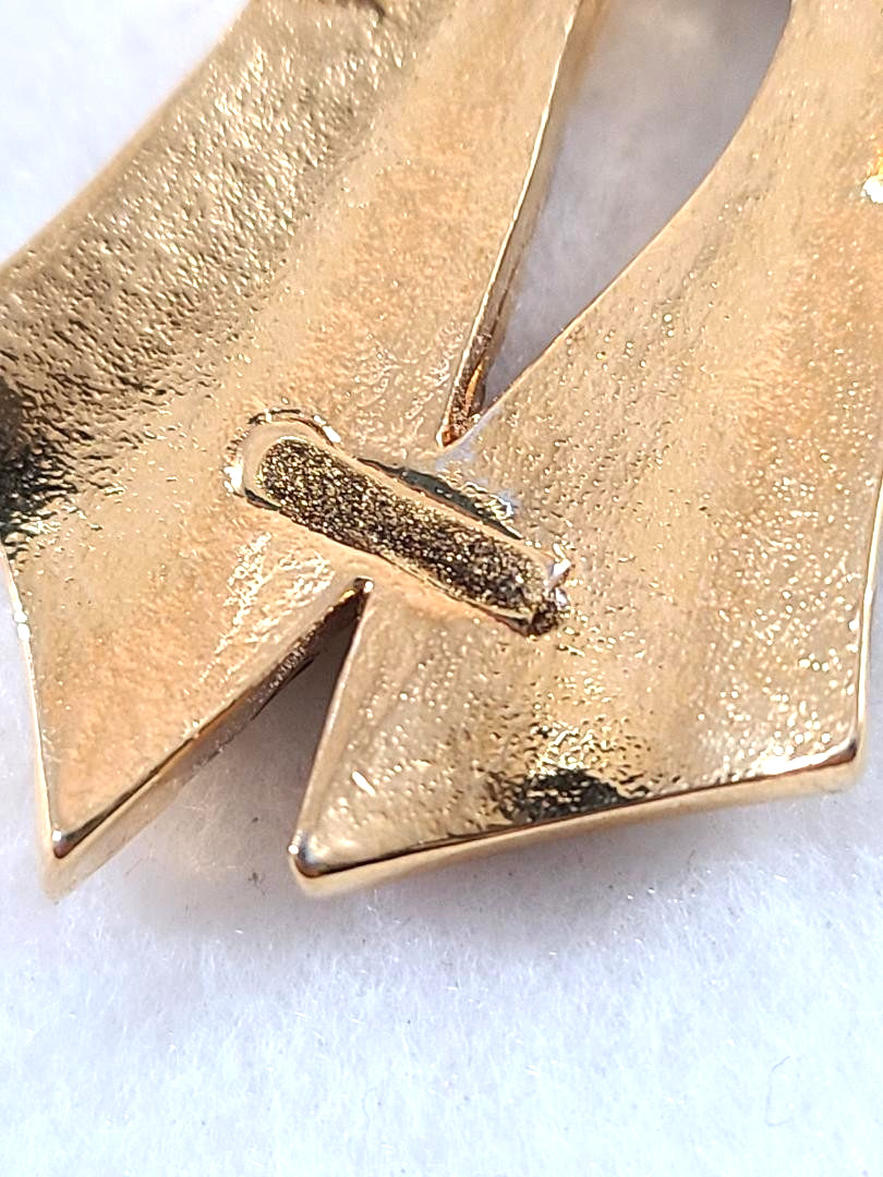 Vintage Gold Tone Ribbon Brooch with Pavé Set Crystal Rhinestones Free Shipping