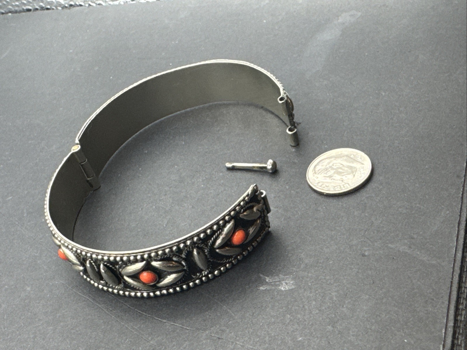 Vintage Silver Toned Hinged Bangle 2.5” Bracelet With Orange Stone 2.5” Opening