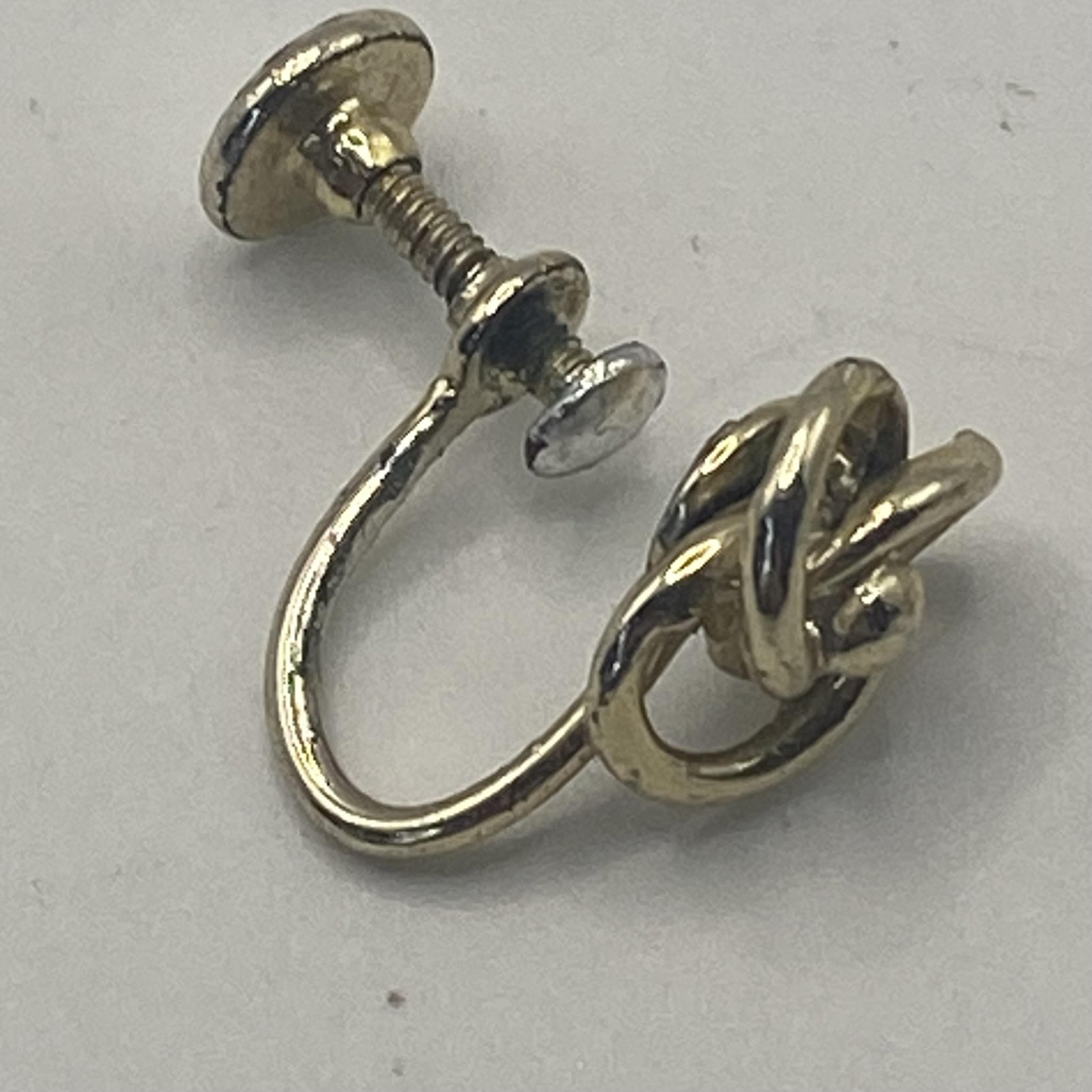 Vintage Gold Tone Love Knot Screw Back Earrings Womens angle Jewelry