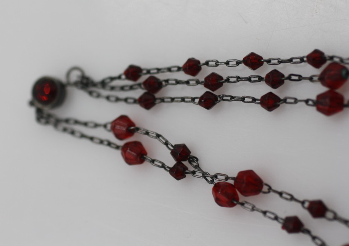 1928 brand gun metal finish red beads delicate chain necklace 15-17″ Y drop