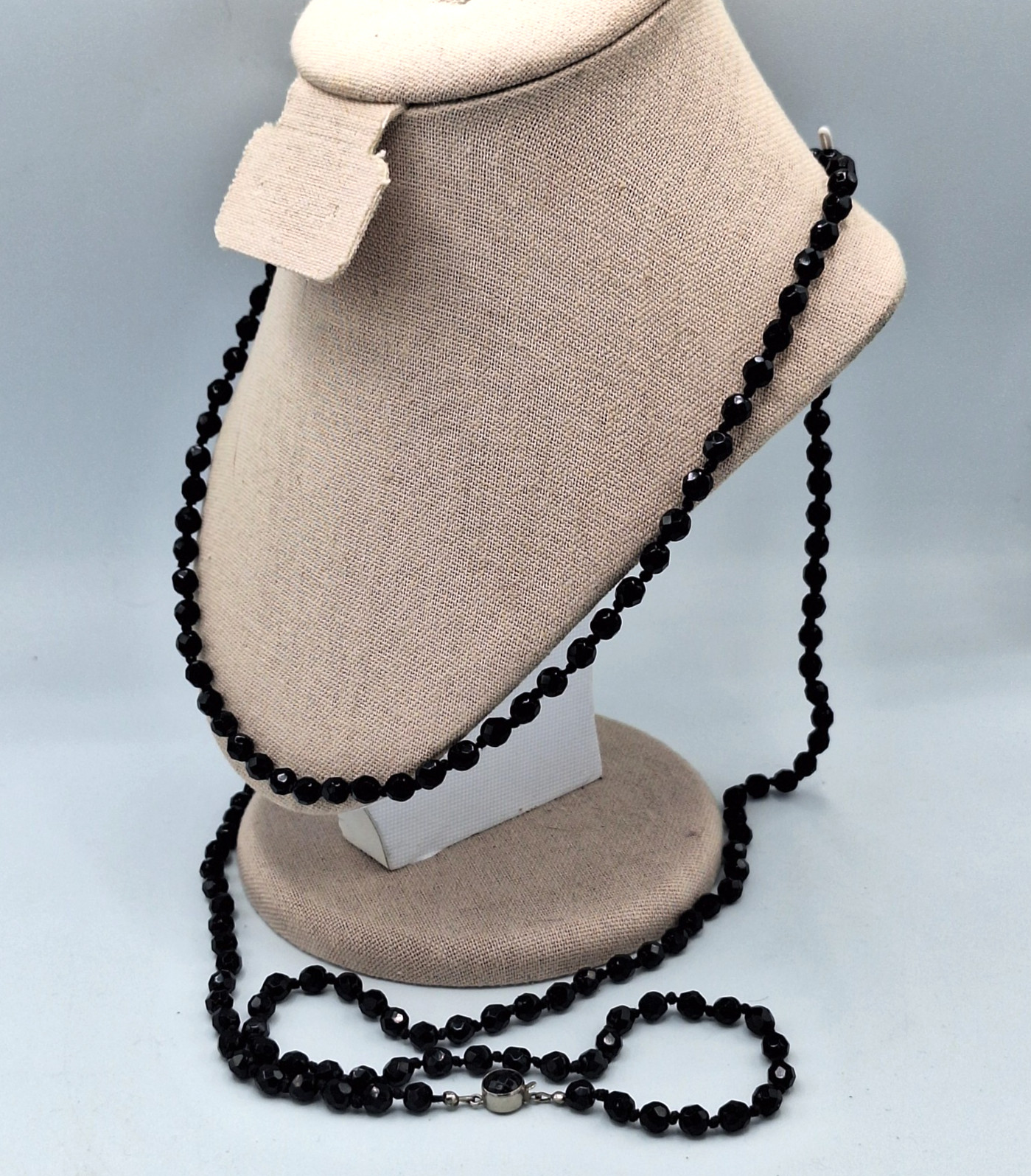 Vintage Austria Black Faceted Glass Bead Single Strand Necklace 58″ Knotted