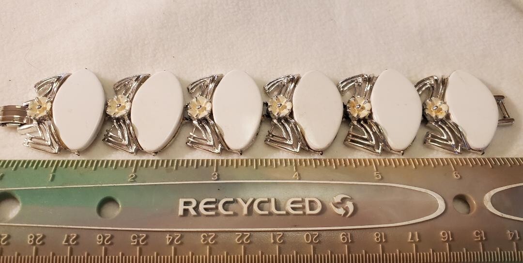 Vintage Thermoset Silver Tone With White Enamel Bracelet