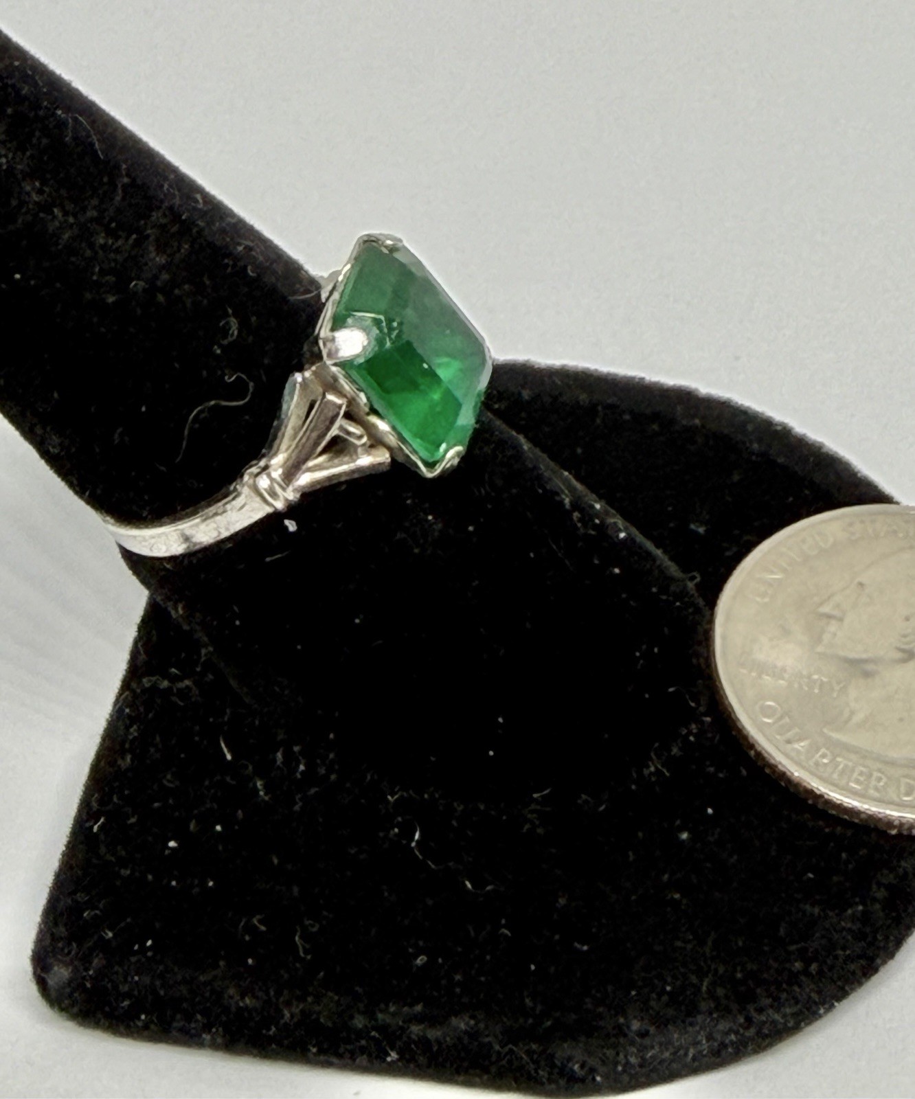 Vintage Cushion Cut Square Green Onyx Sterling .925 Ring Size 7