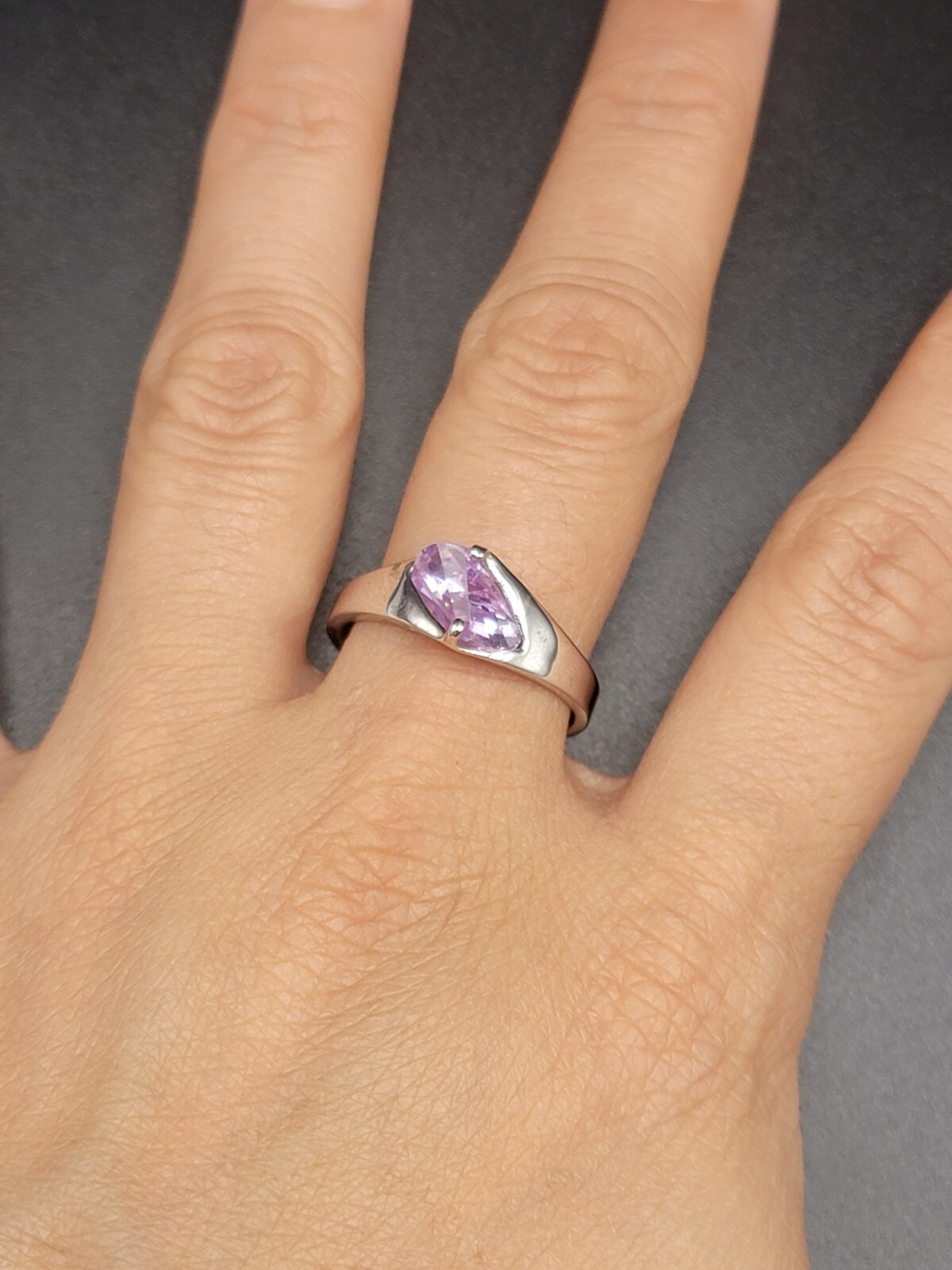 18K Gold Filled Purple Gemstone Ring Modern Statement Silver Tone Band