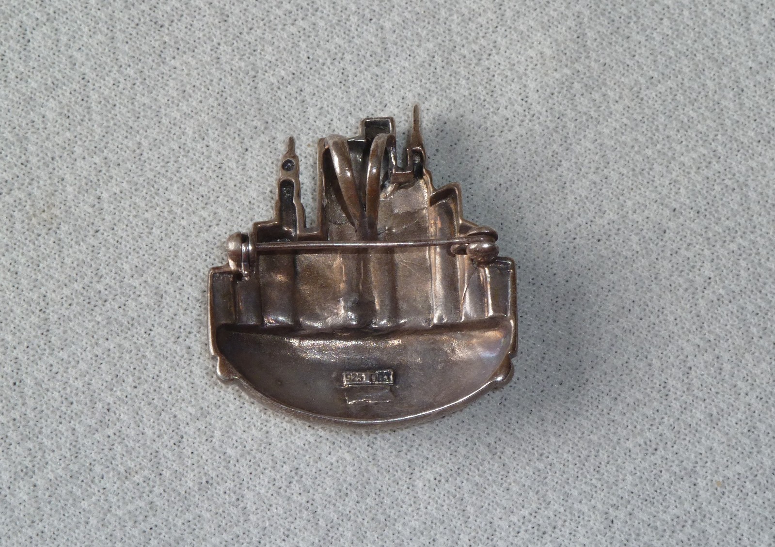 NYC New York City Skyline Marcasite Sterling Silver Pendant Brooch Pin 925 DBJ