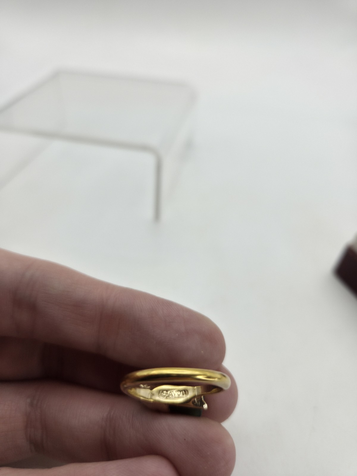 Vintage Avon Jade Ring Real Jade Size 7 Signed Cage 1978