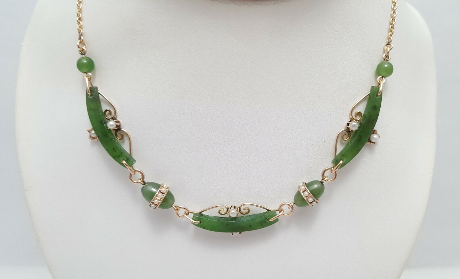 Vintage 9K Karat Solid Yellow Gold English Jade & Pearl Link Chain Necklace