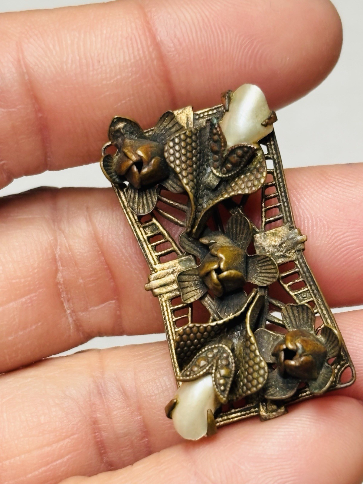 Vtg Unmarked Antique Victorian Floral Baroque Pearl Edwardian Mini Brooch Pin