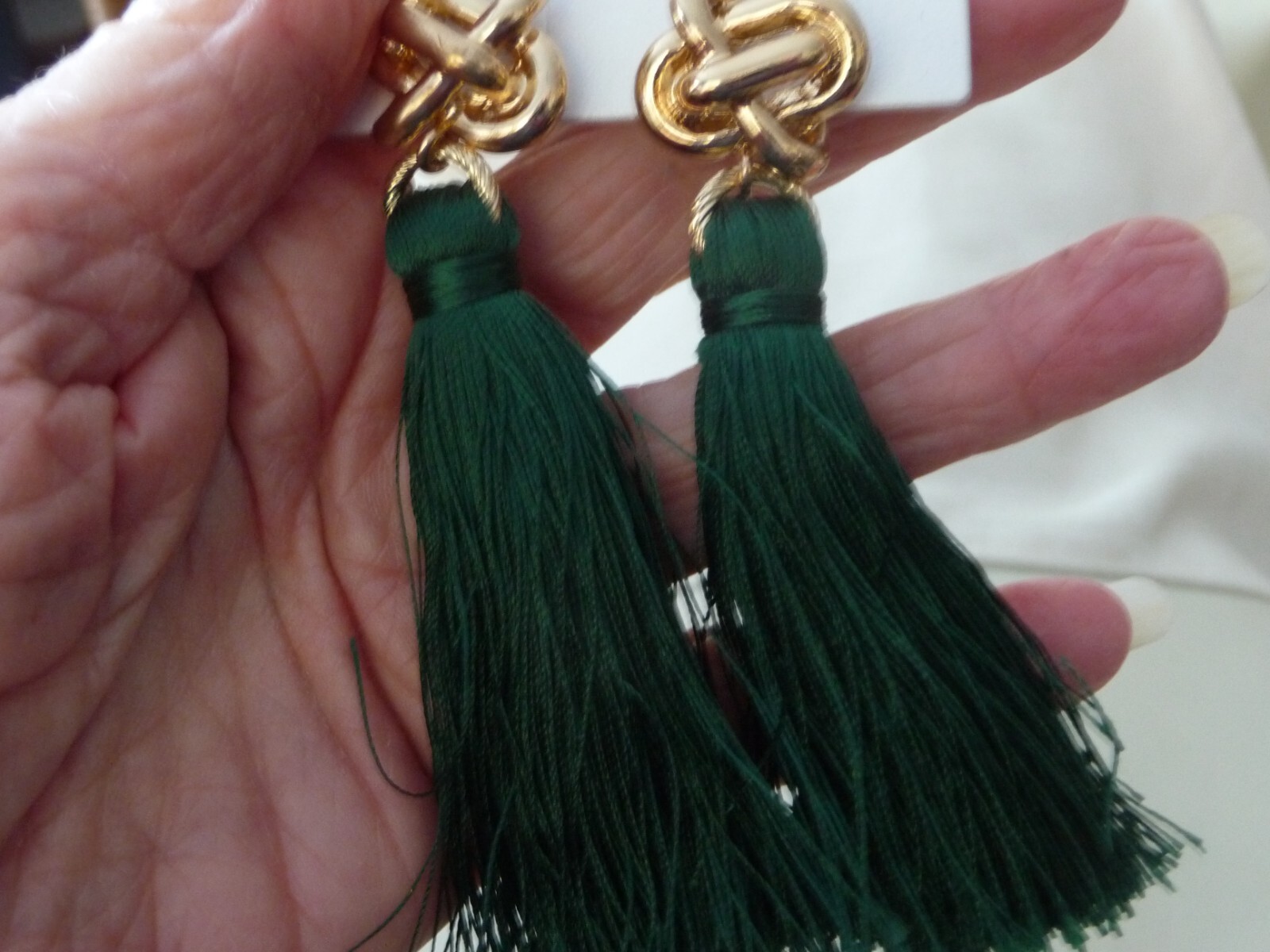 SUGARFIX on CARD GOLD TONE W GREEN THREAD FRINGE AS IS PIERCED EARRINGS #19/2A