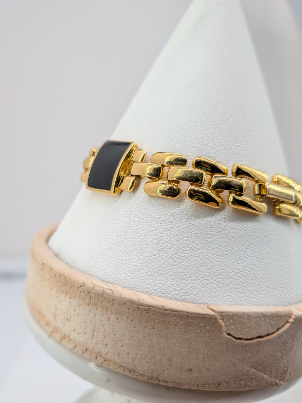 Trifari Signed Gold Tone Black Station Link Bracelet 7.25 in Vintage Designer