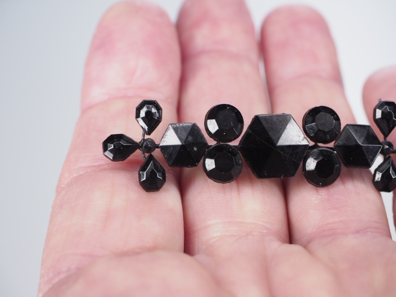 Antique jet Black Faceted Glass Mourning Brooch Victorian bar Pin Jewelry