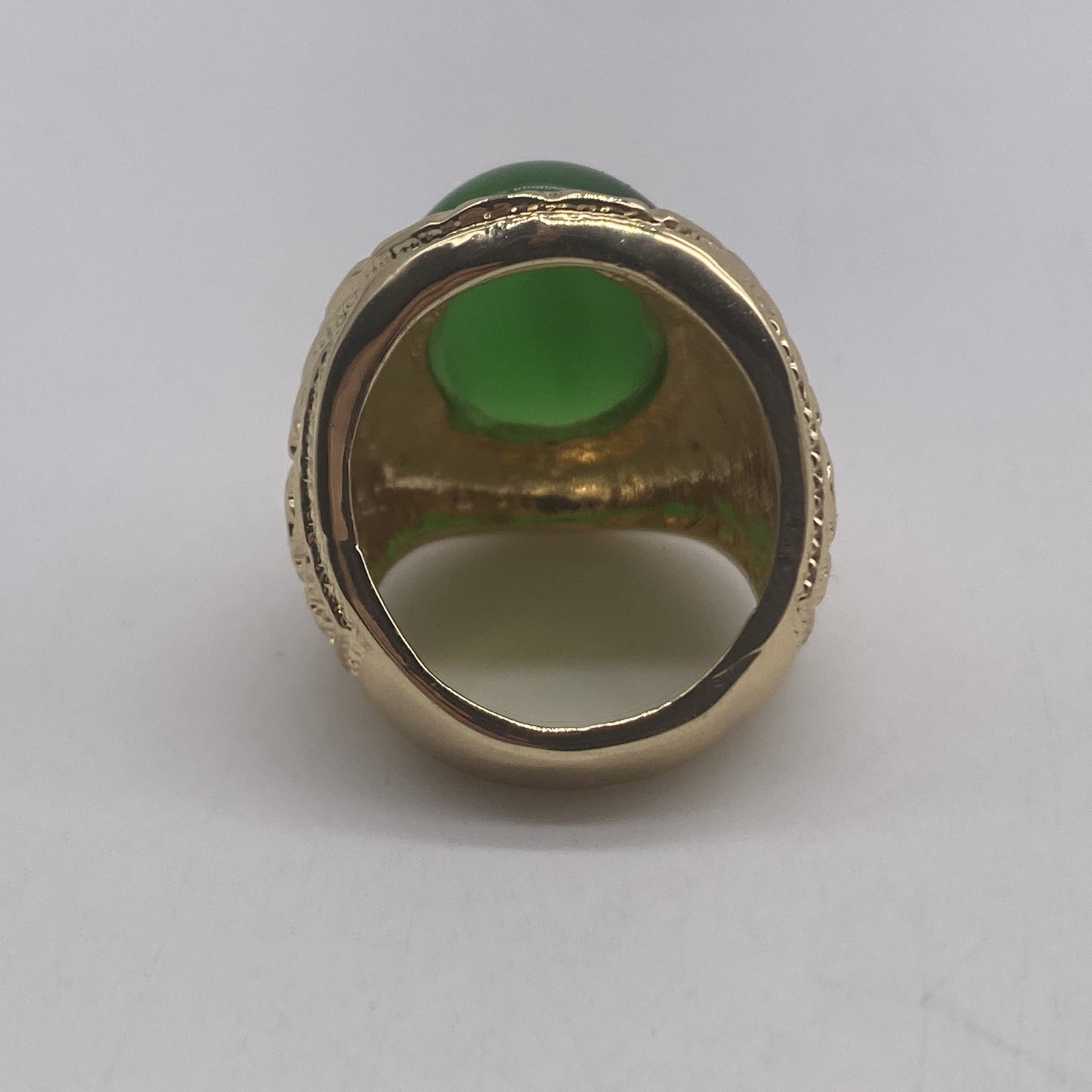 Gold Tone Green Stone Ring Size 8
