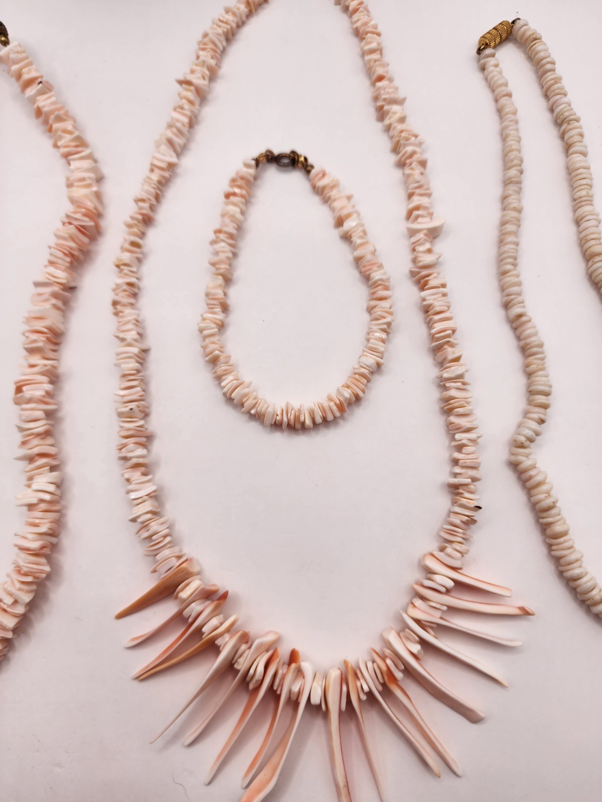 Vintage Hawaiian Puka Shell Necklace And Bracelet Lot