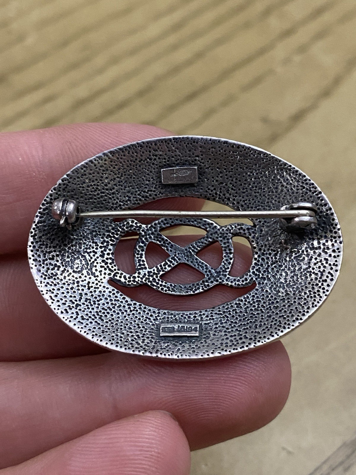 Vintage Kit Heath Scottish sterling silver Oval Celtic design brooch pin