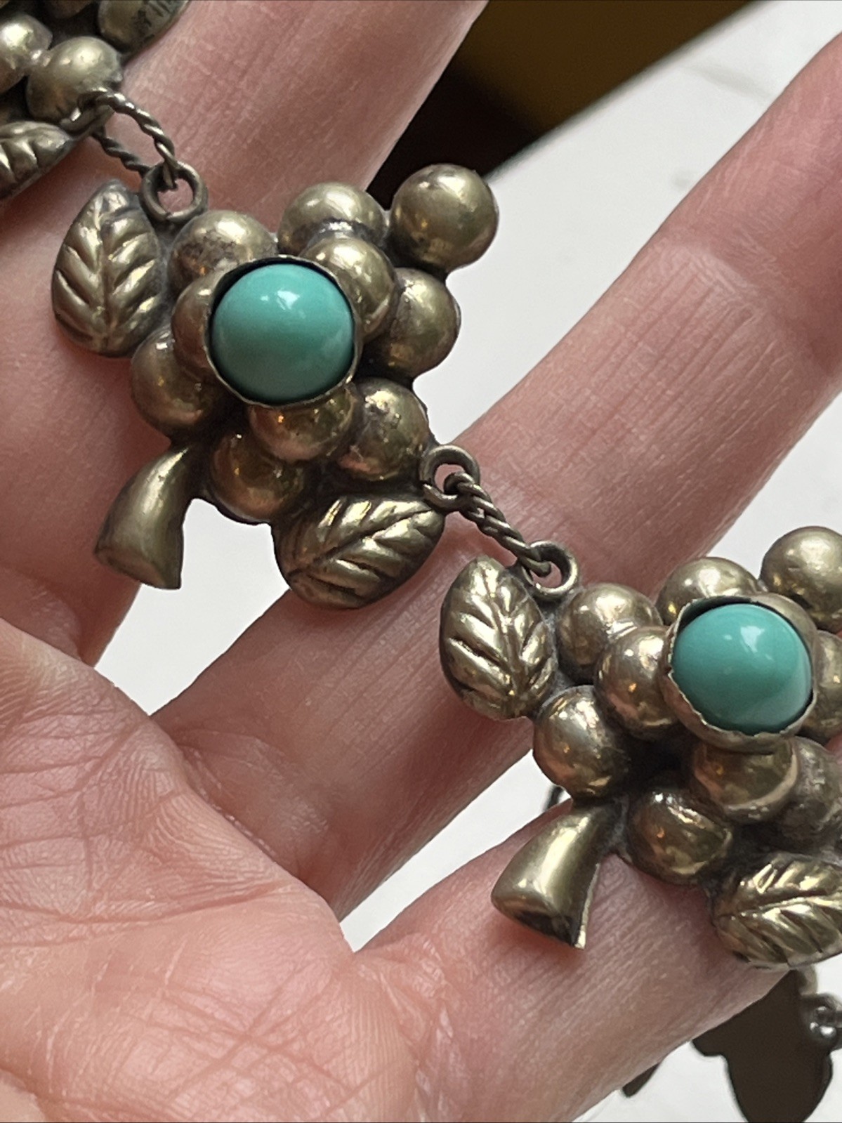 Vintage Mexico Sterling? Turquoise Blue Cabochon 5 Grape Clusters Bracelet 7 “