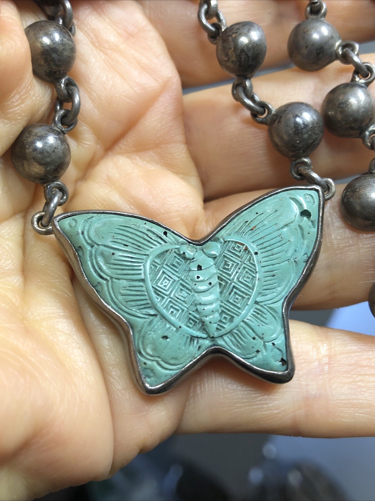30. Signed 925 Sterling Pastel Green BUTTERFLY Half Ball Link Necklace 44g, 18″