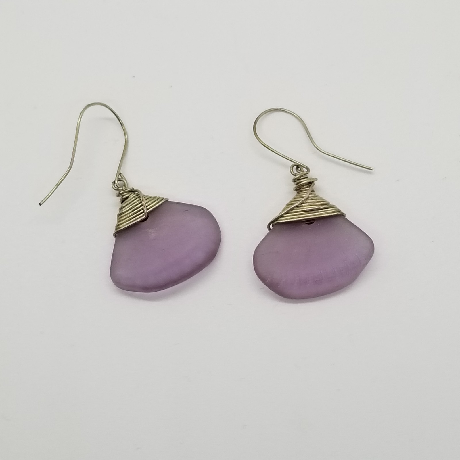 Vintage Purple Sea Glass Claw Shell Design Wite Wapped Dangle Drop Earrings
